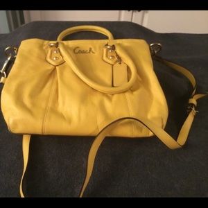Coach (authentic) small satchel